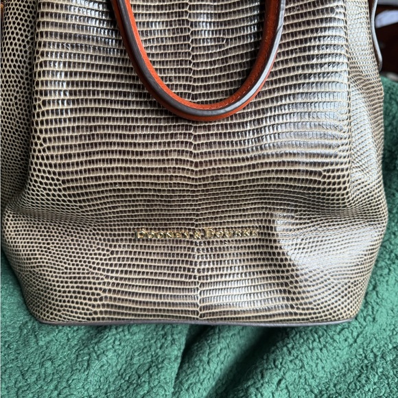Dooney & Bourke